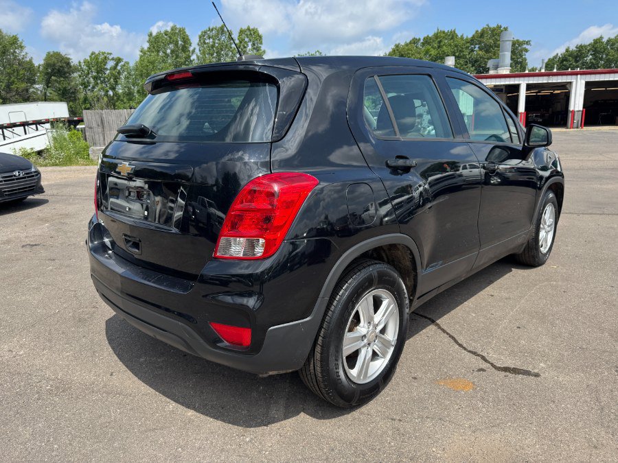 Used 2020 Chevrolet Trax LS FWD image 5