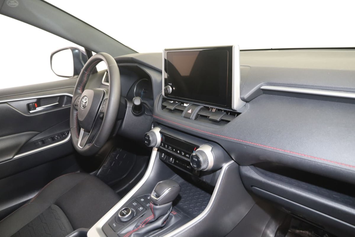 Used 2023 Toyota RAV4 SE w/ Weather & Moonroof Package AWD/4WD image 40
