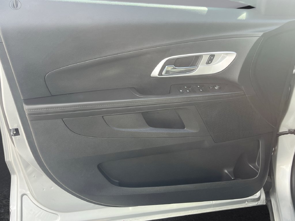 Used 2016 Chevrolet Equinox LT w/ Convenience Package FWD image 21