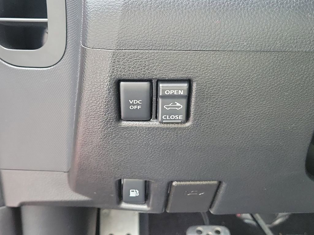 Used 2005 Nissan 350Z Grand Touring image 26