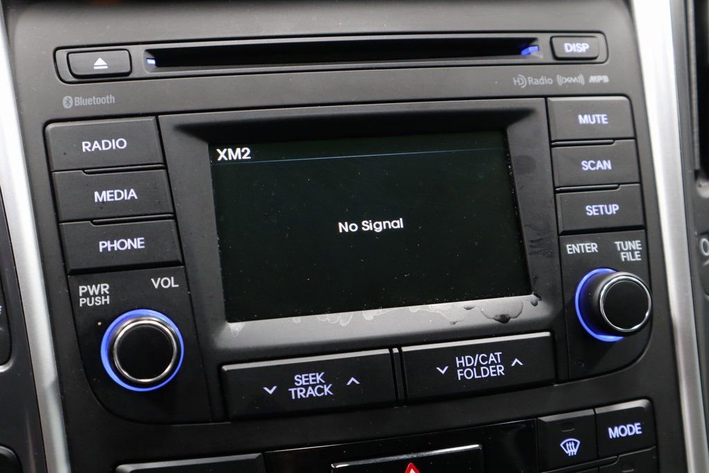 Used 2014 Hyundai Sonata Hybrid image 2