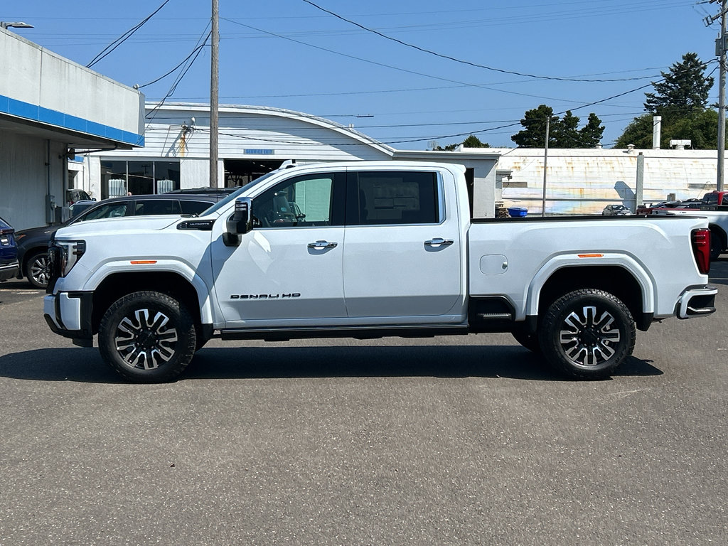 New 2026 GMC Sierra 2500 Denali Ultimate w/ LPO, Black Badging Package AWD/4WD image 9