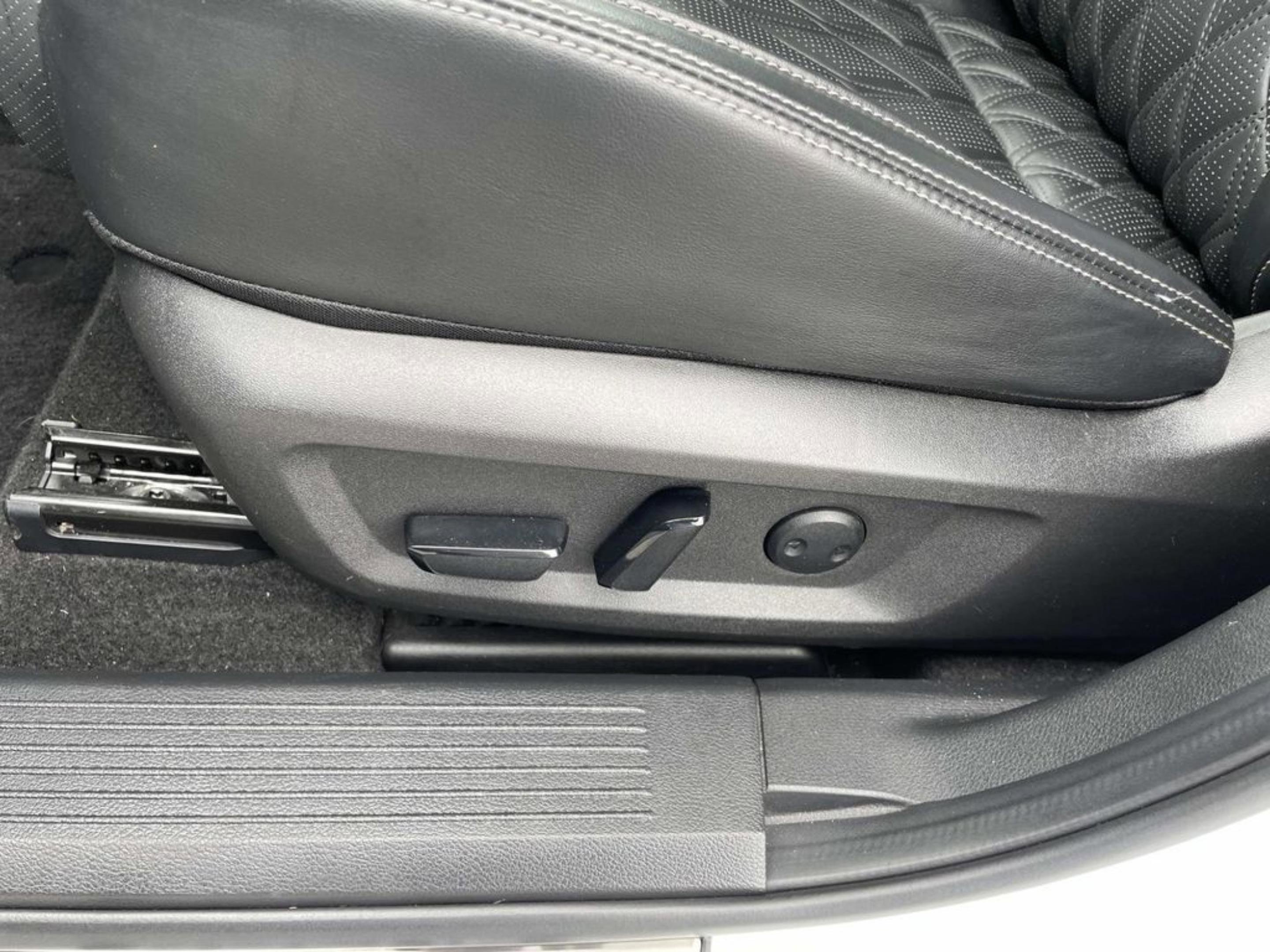 Used 2021 Nissan Rogue Platinum FWD image 23