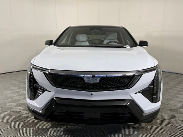 New 2026 Cadillac Optiq Sport 1 w/ LPO, ONYX Package AWD/4WD image 11