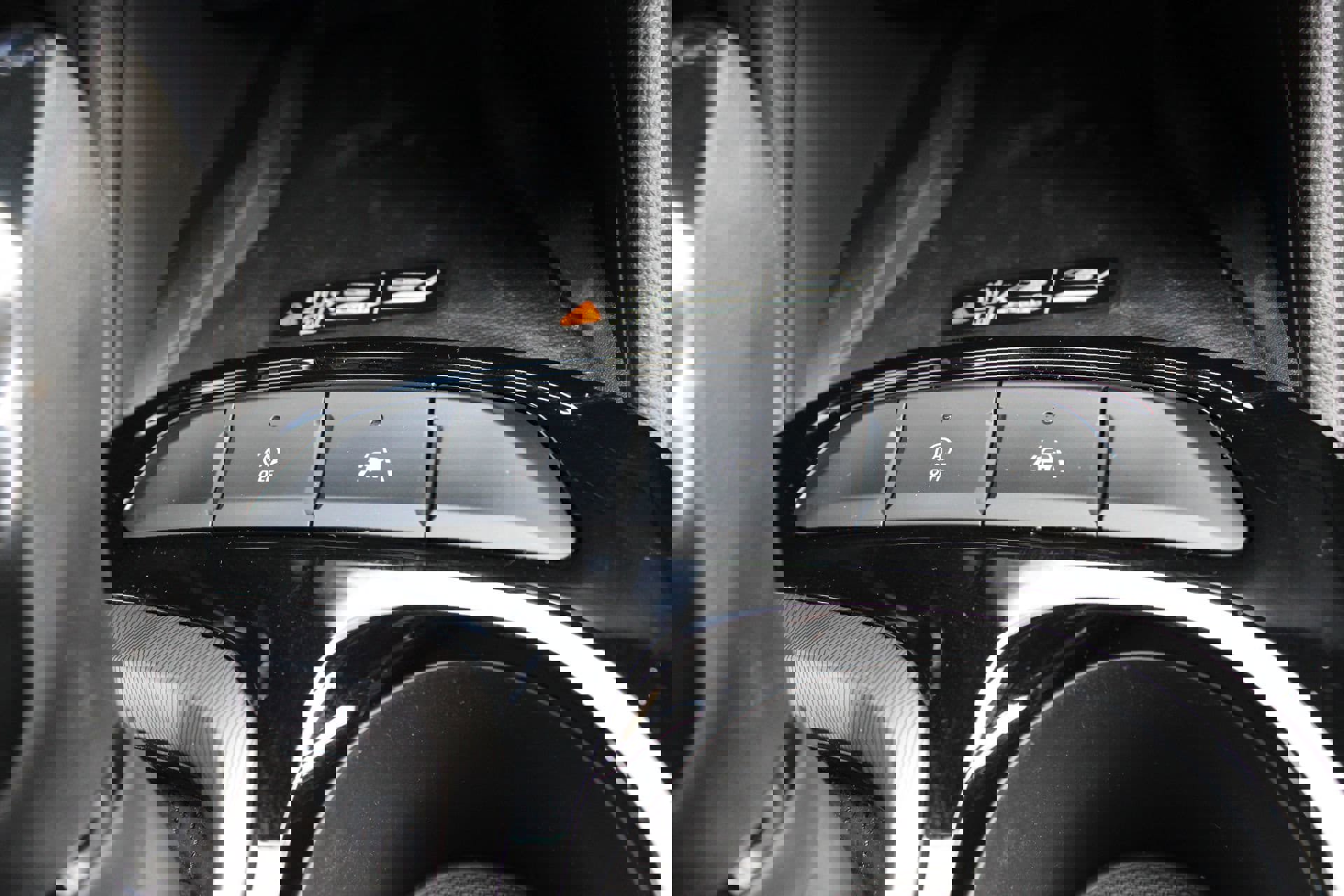 Used 2024 Buick Envista Sport Touring w/ Convenience I Package FWD image 36