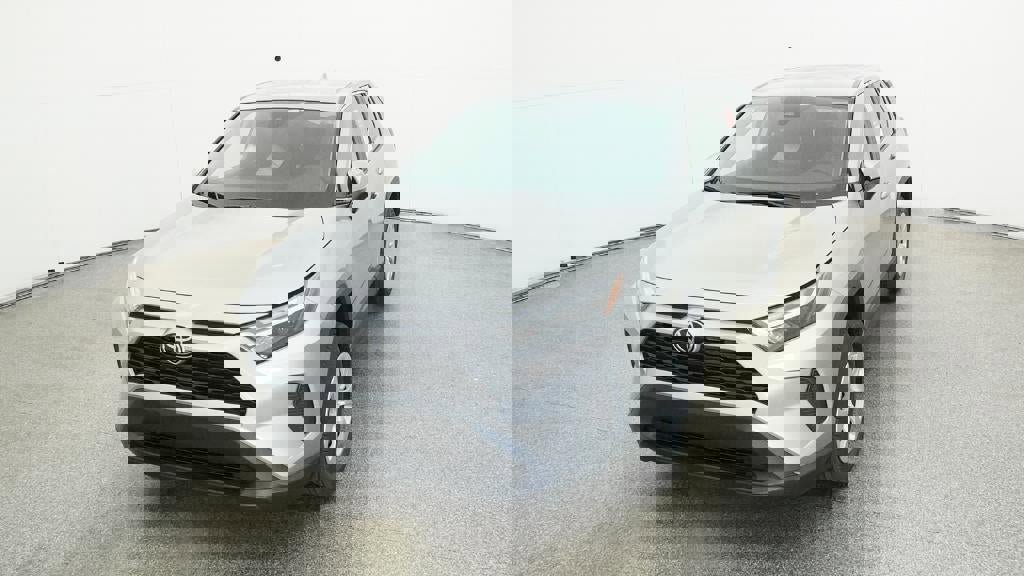New 2025 Toyota RAV4 LE image 16