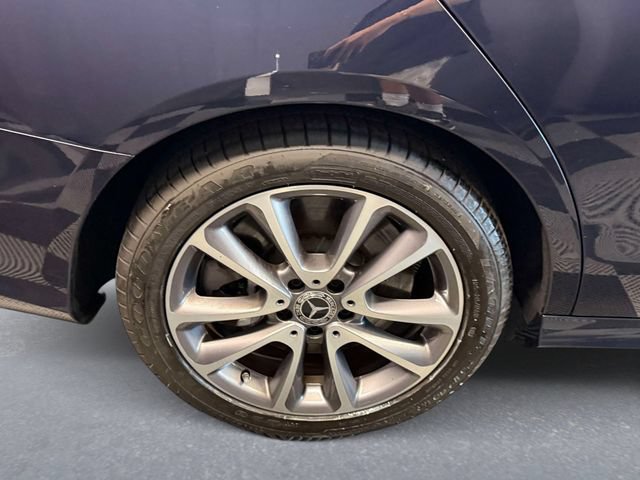 Certified 2022 Mercedes-Benz E 450 4MATIC Sedan image 8