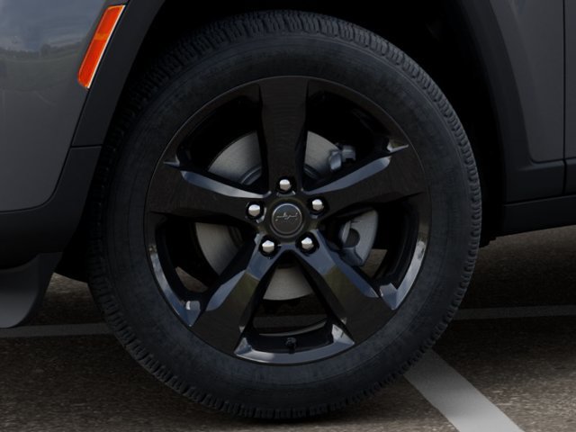 New 2027 Jeep Grand Cherokee Limited w/ Limited Altitude Package AWD/4WD image 9