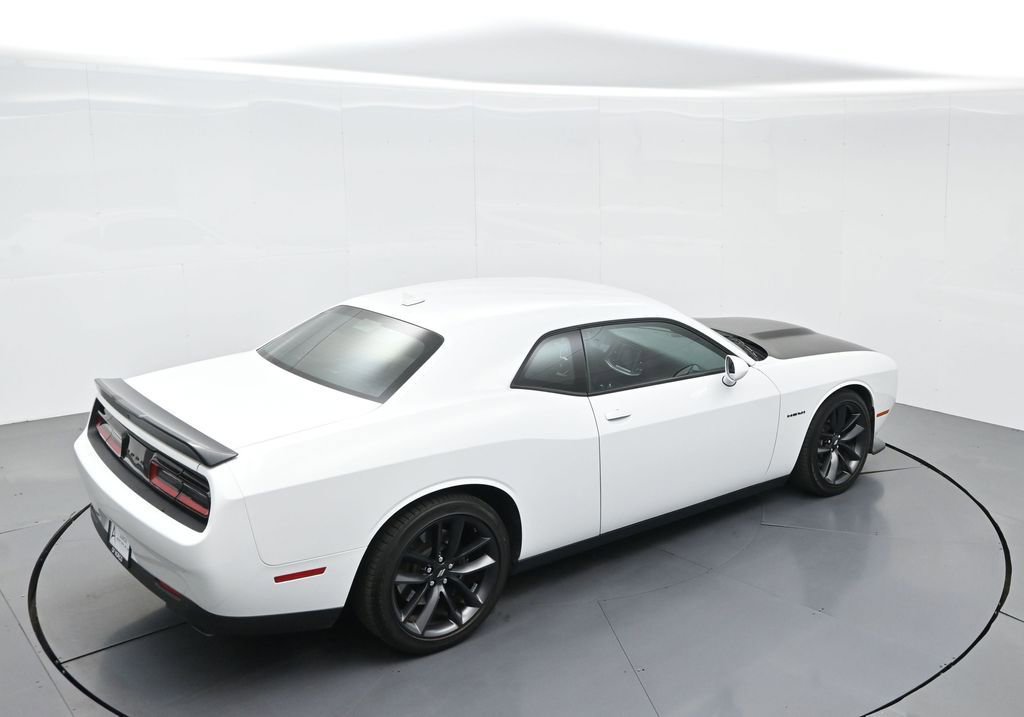 Used 2021 Dodge Challenger R/T w/ Performance Handling Group image 46