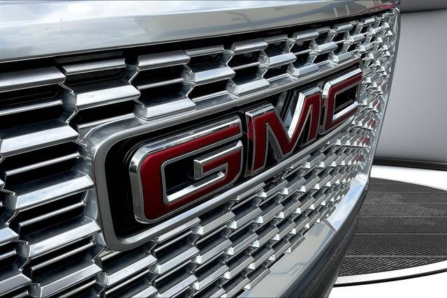 Used 2021 GMC Yukon Denali w/ Denali Premium Package AWD/4WD image 35