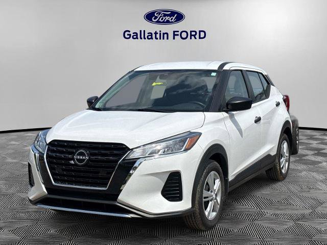 Used 2024 Nissan Kicks S FWD image 1