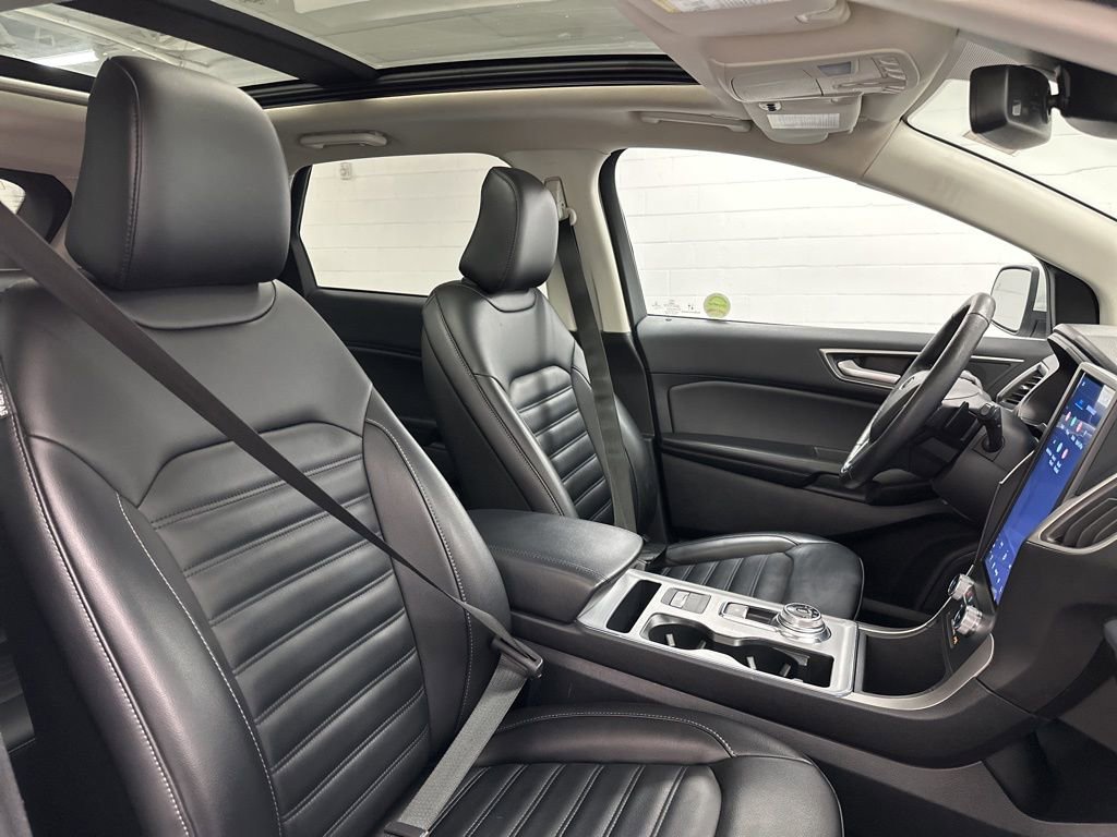 Used 2022 Ford Edge SEL w/ Convenience Package AWD/4WD image 26