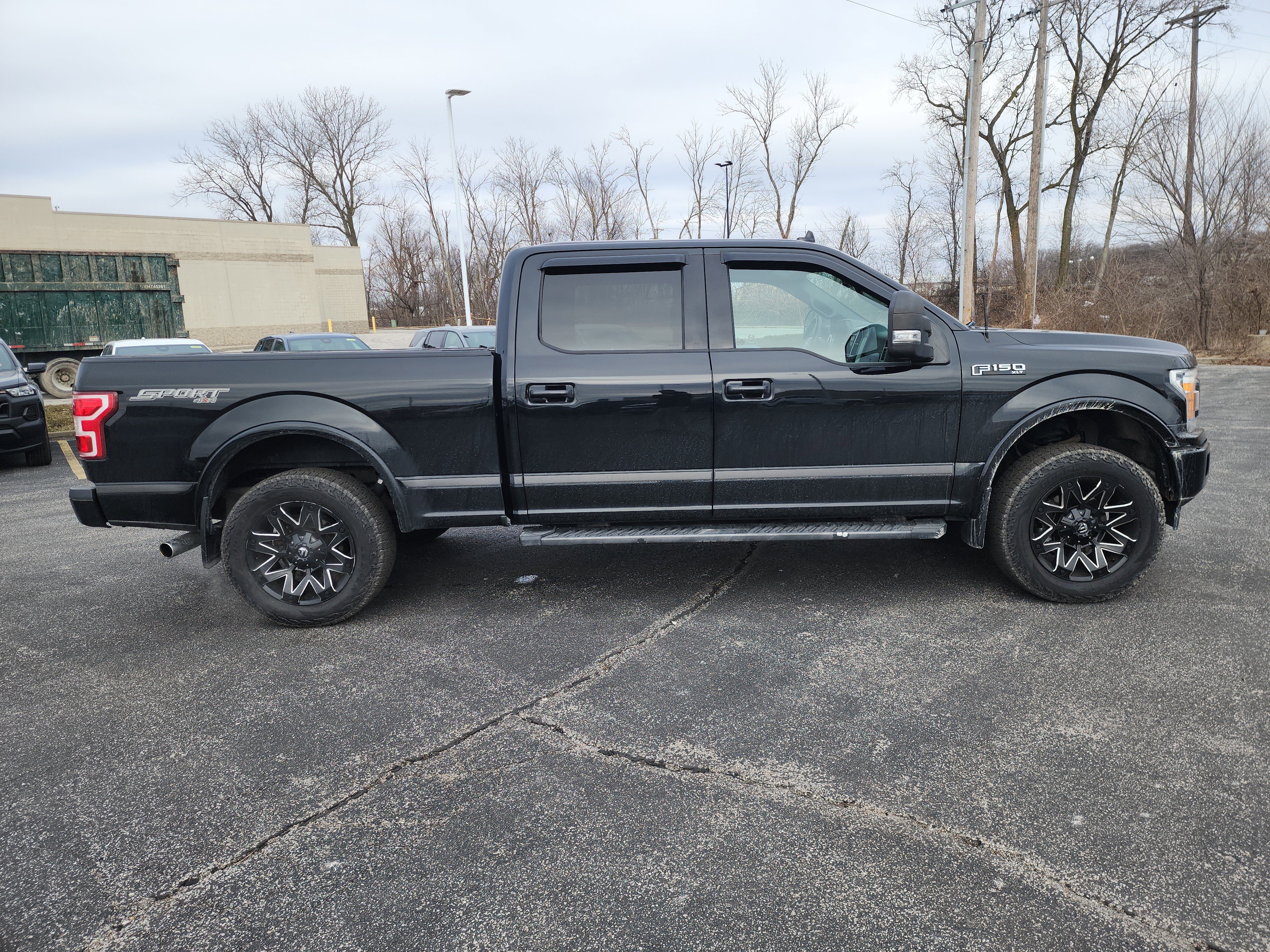 Used 2018 Ford F150 XLT w/ Equipment Group 302A Luxury image 2