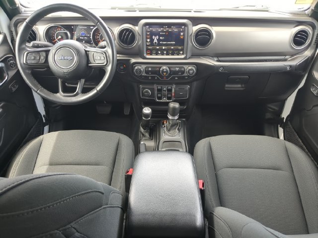 Used 2022 Jeep Gladiator Sport AWD/4WD image 16