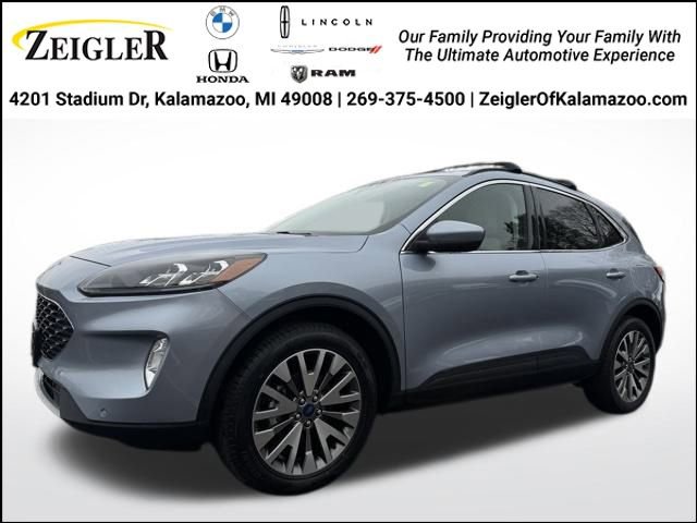 Used 2022 Ford Escape Titanium w/ Class II Trailer Tow Package