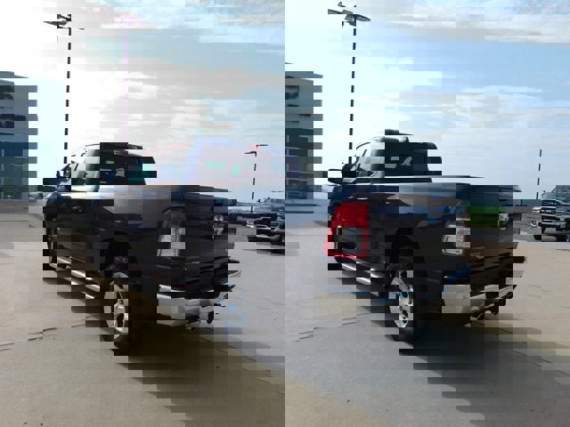 Used 2021 RAM 1500 Big Horn image 3