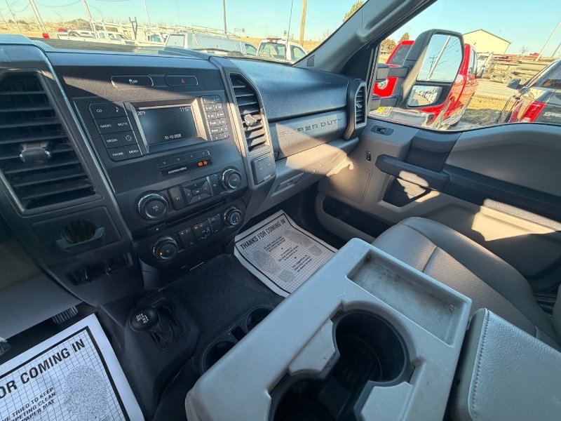 Used 2017 Ford F350 XL w/ Power Equipment Group AWD/4WD image 14