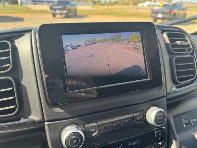 Used 2025 RAM ProMaster 2500 w/ Convenience Group image 21