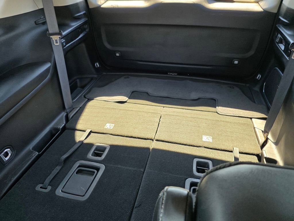 Used 2022 Jeep Grand Cherokee L Limited image 17