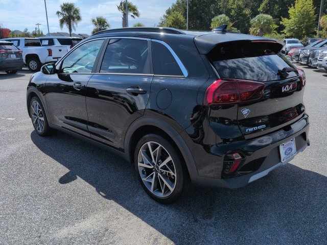 Used 2022 Kia Niro Touring Special Edition FWD image 6