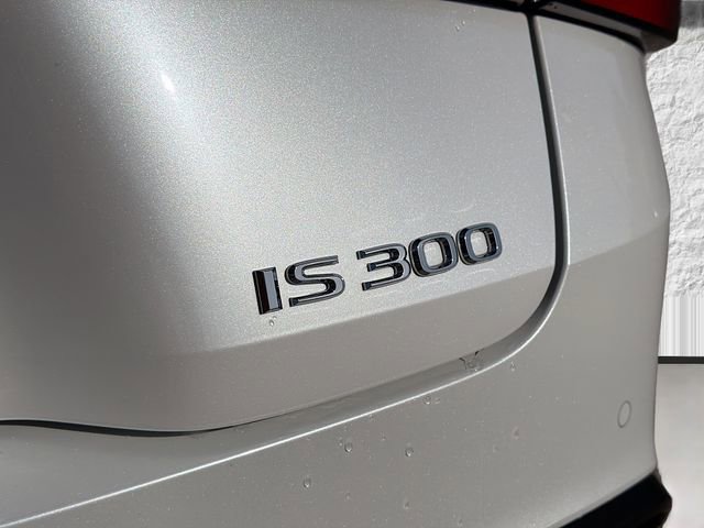 Used 2023 Lexus IS 300 w/ Comfort Package image 11