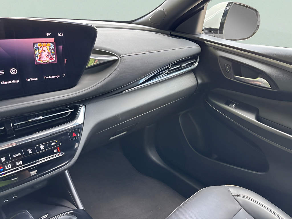 Used 2025 Buick Envista Avenir FWD image 31