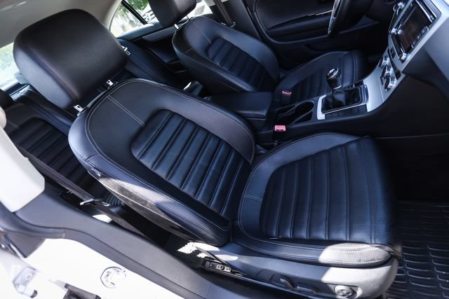 Used 2013 Volkswagen CC Sport FWD image 42