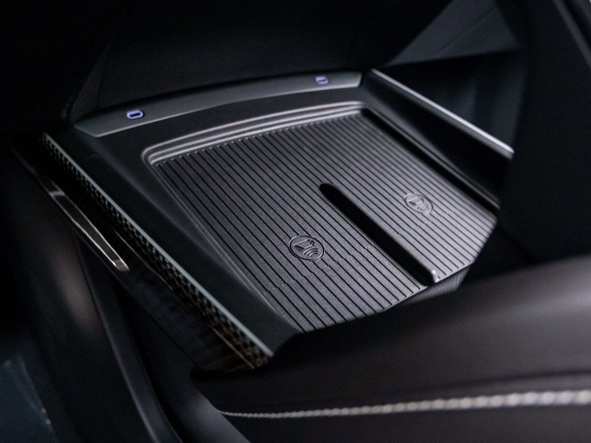 New 2026 Cadillac Vistiq Sport w/ LPO, Floor Liner Package AWD/4WD image 24