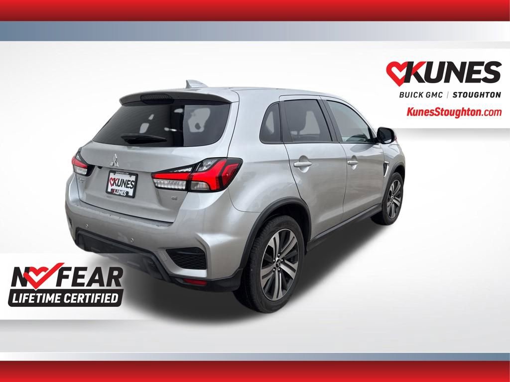 Used 2022 Mitsubishi Outlander Sport SE image 11