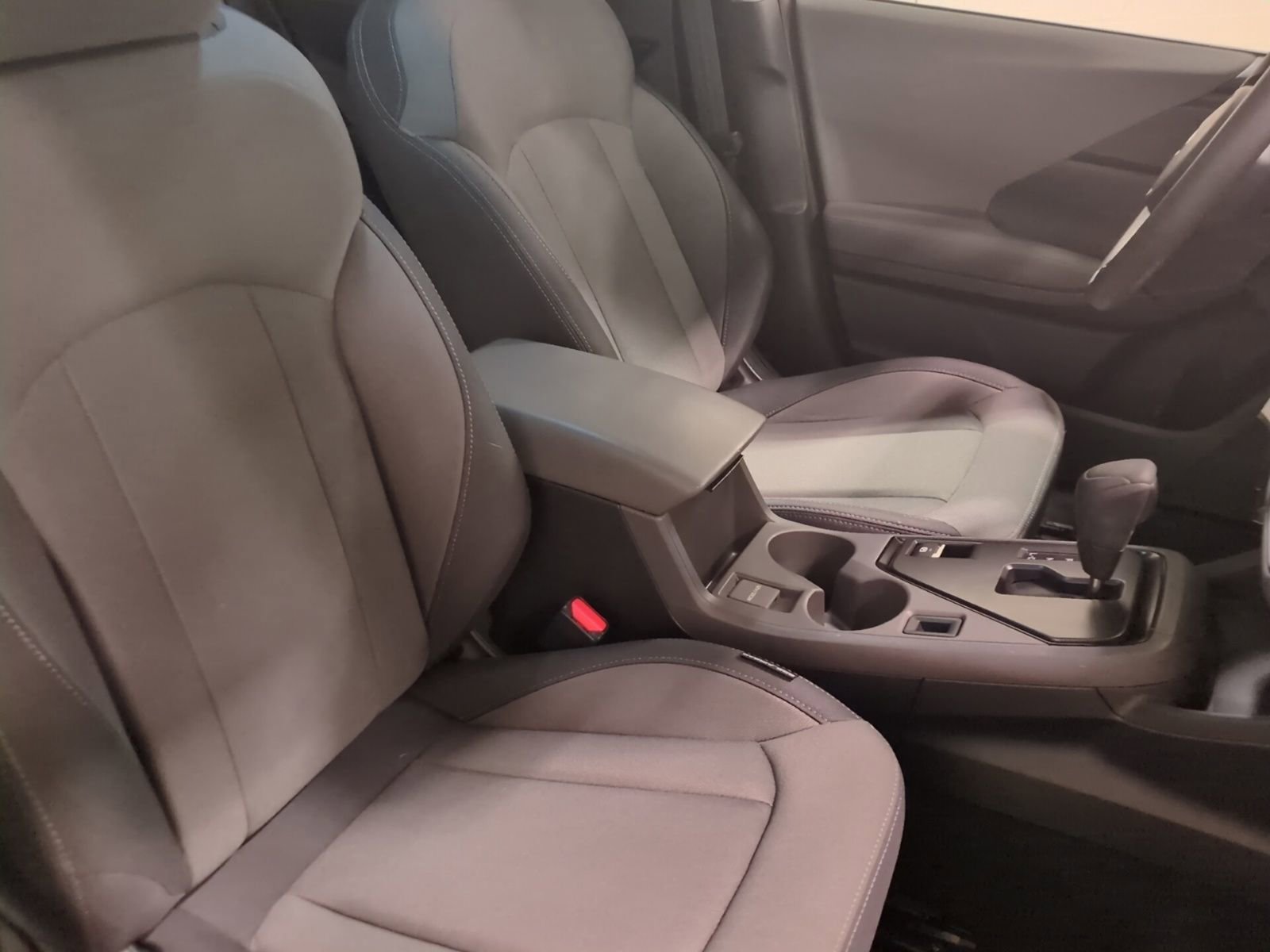 Certified 2024 Subaru Crosstrek 2.0i image 10