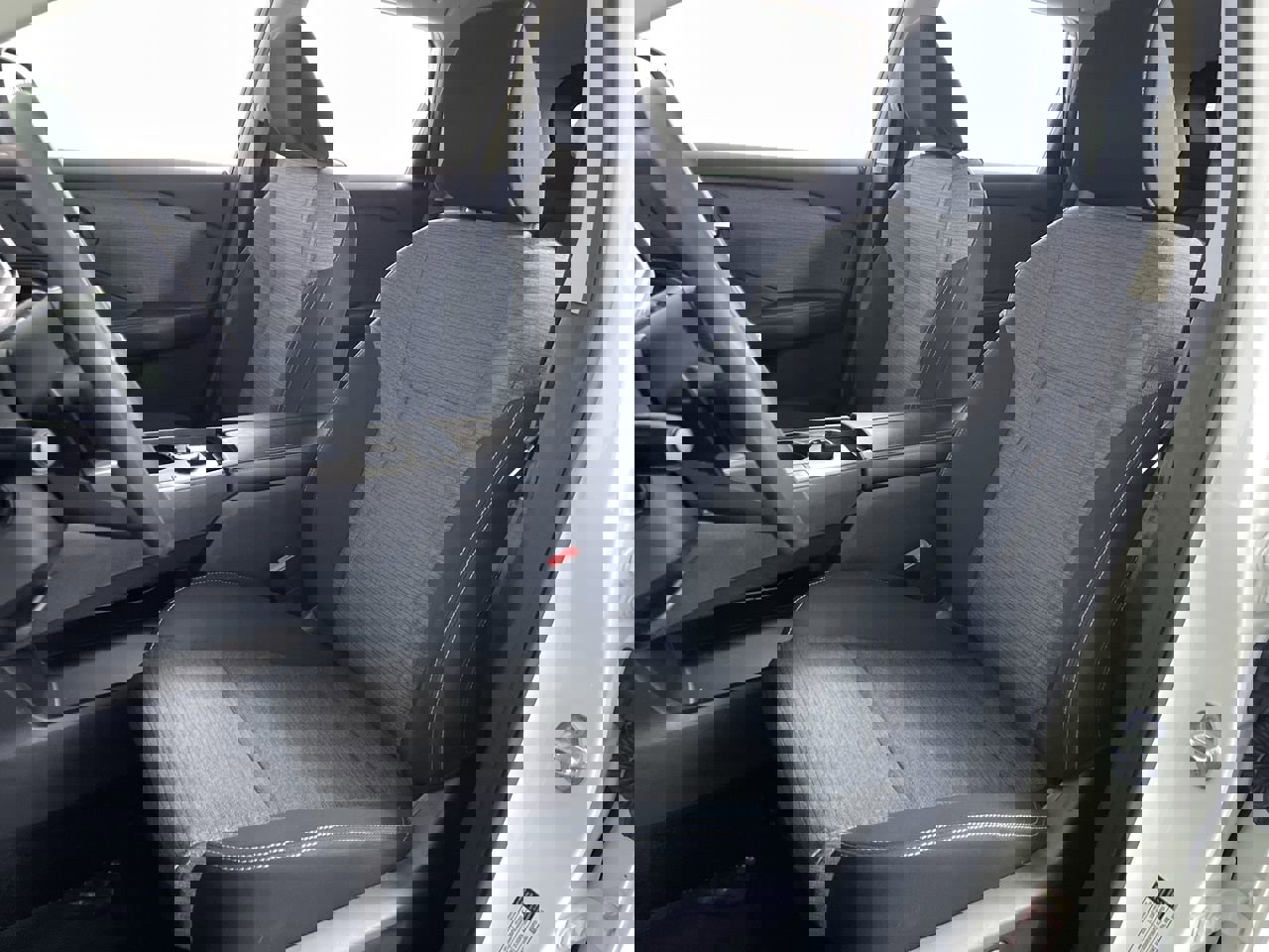 Used 2022 Nissan Rogue SV image 12