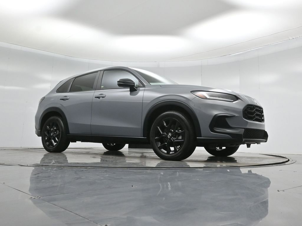 Used 2024 Honda HR-V Sport image 3