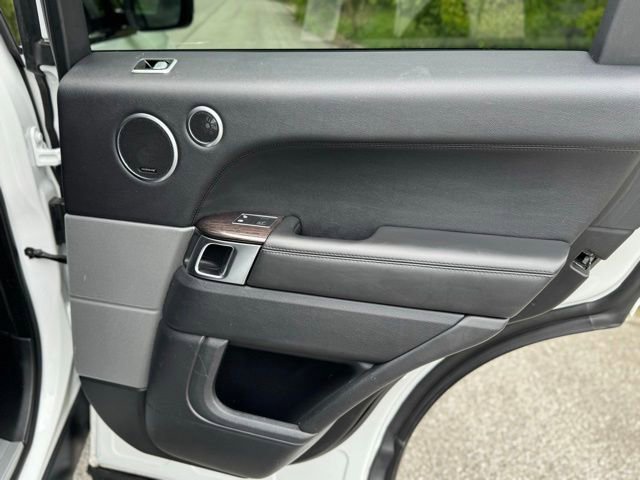 Used 2018 Land Rover Range Rover Sport HSE AWD/4WD image 15