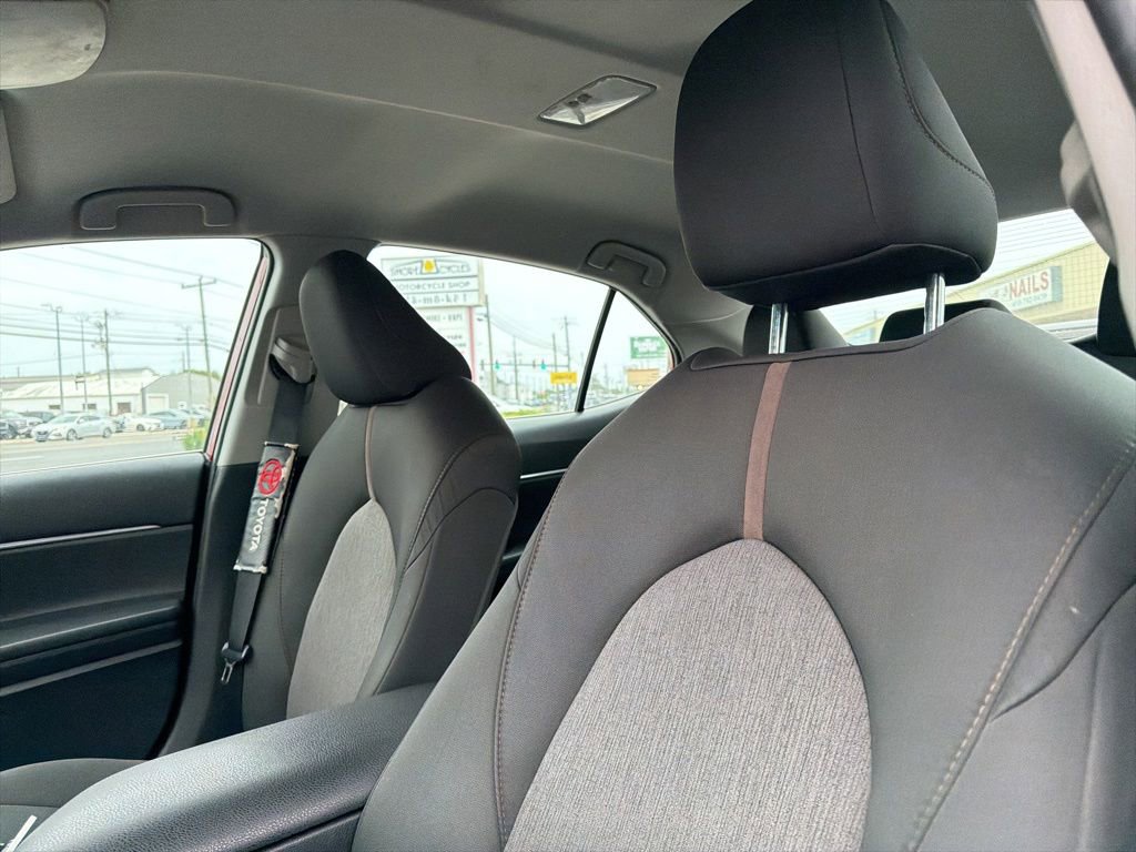 Used 2020 Toyota Camry LE w/ Convenience Package AWD/4WD image 9