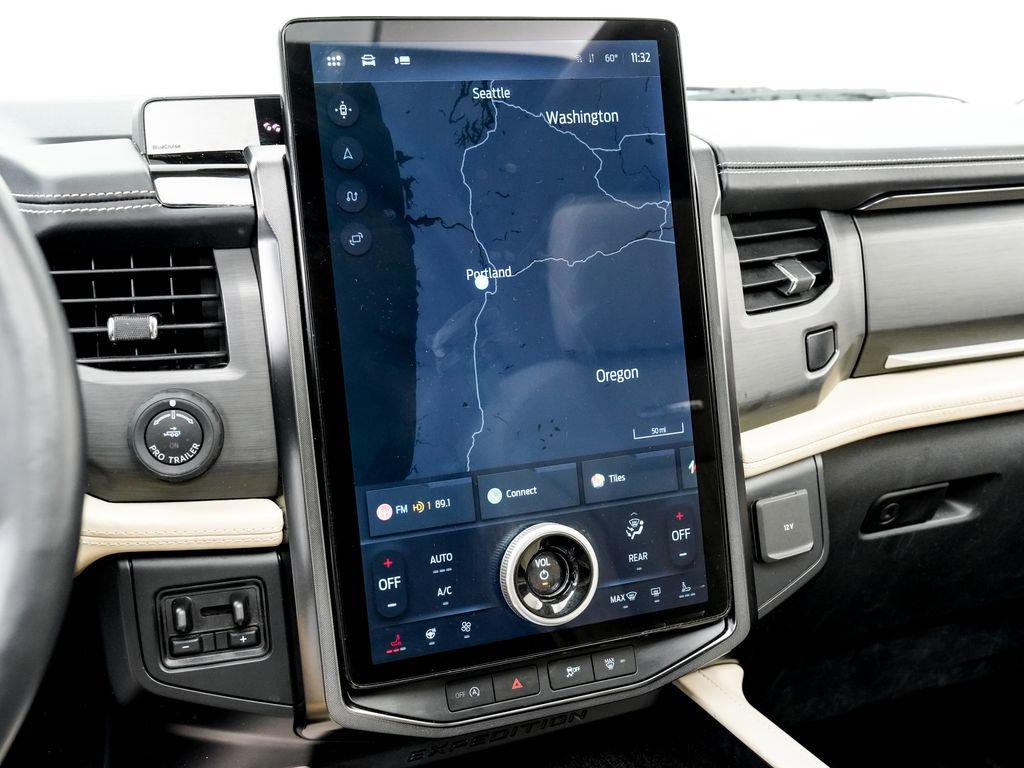 Used 2022 Ford Expedition Max Platinum image 17