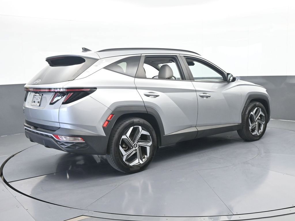 Used 2023 Hyundai Tucson SEL w/ Convenience Package FWD image 6