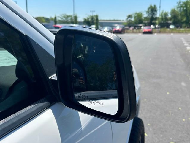 Used 2019 Dodge Durango GT w/ Blacktop Package AWD/4WD image 13