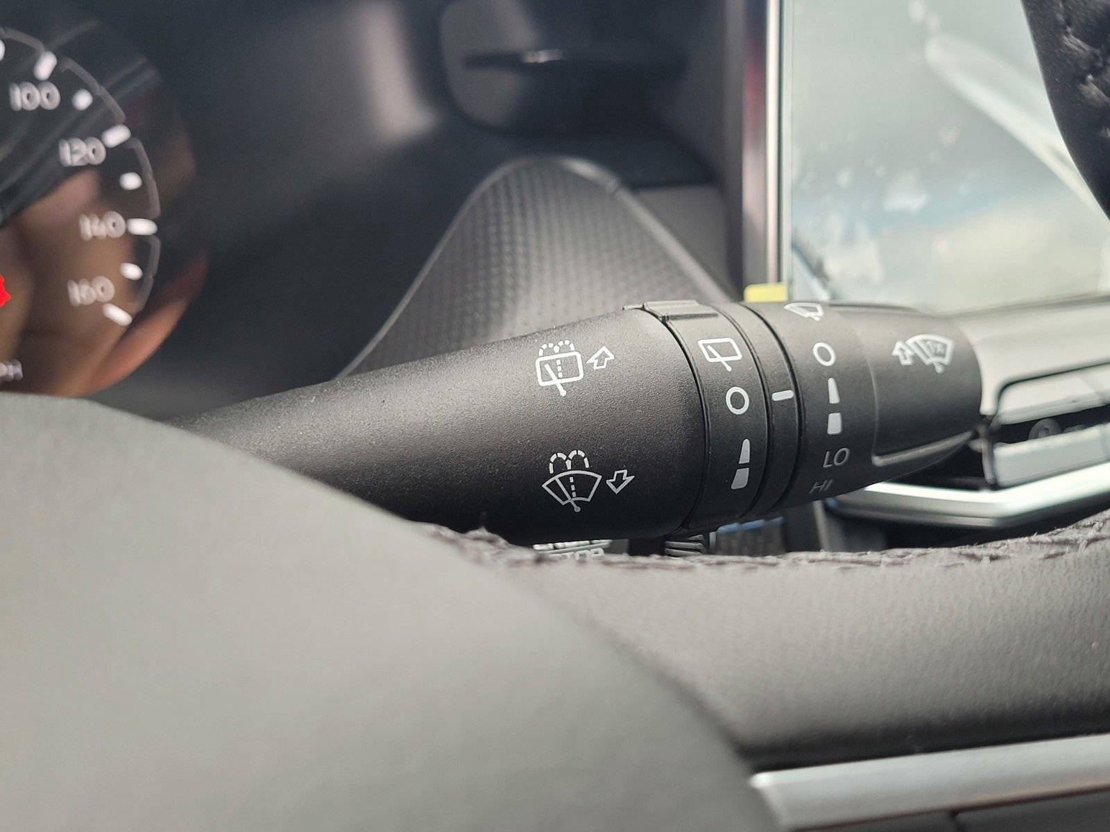 New 2026 Jeep Compass Latitude image 22