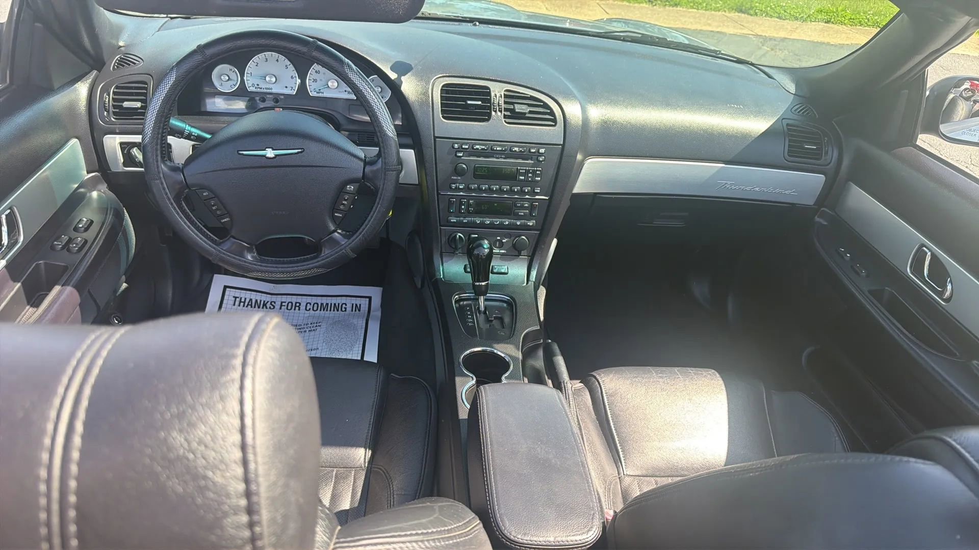 Used 2005 Ford Thunderbird RWD image 9
