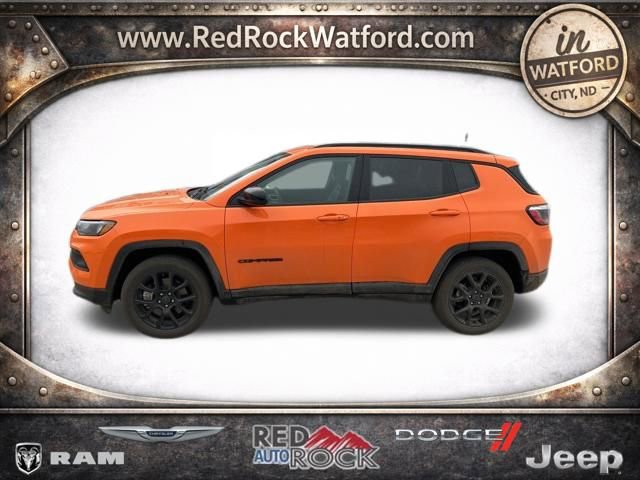 Used 2026 Jeep Compass Latitude AWD/4WD image 3