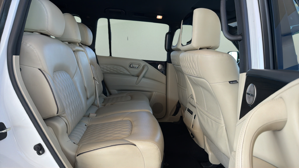 Used 2023 INFINITI QX80 Sensory w/ Cargo Package AWD/4WD image 14