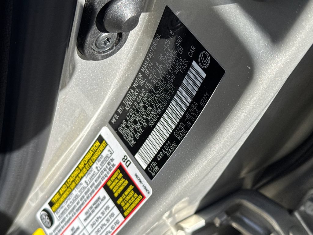 Used 2025 Lexus ES 350 w/ Premium Package FWD image 39