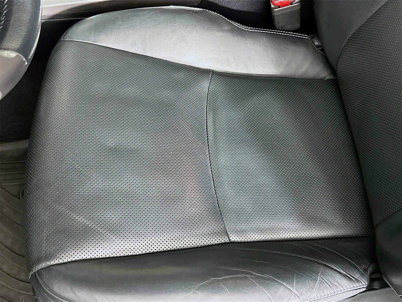 Used 2016 Toyota 4Runner Limited image 19