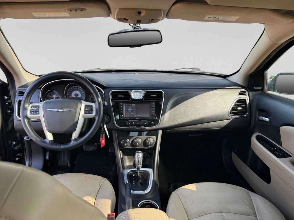 Used 2013 Chrysler 200 Limited w/ Sun/Sound Group FWD image 21
