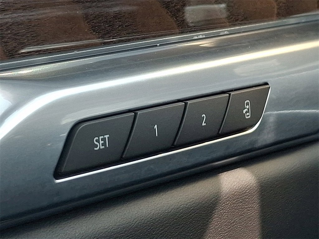 Used 2025 Cadillac Escalade Sport Platinum image 29