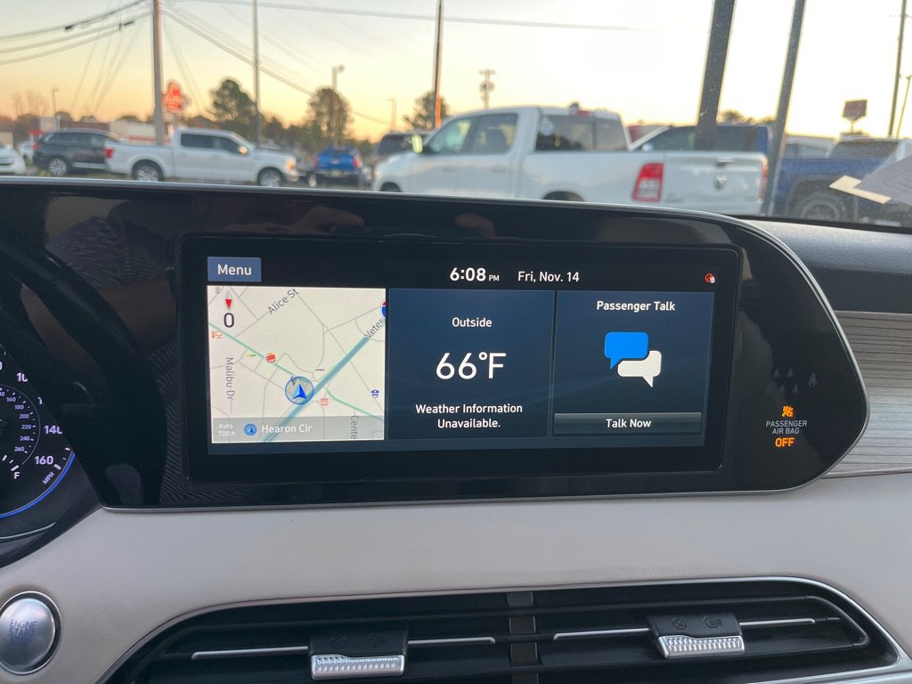 Used 2021 Hyundai Palisade SEL w/ Premium Package image 16