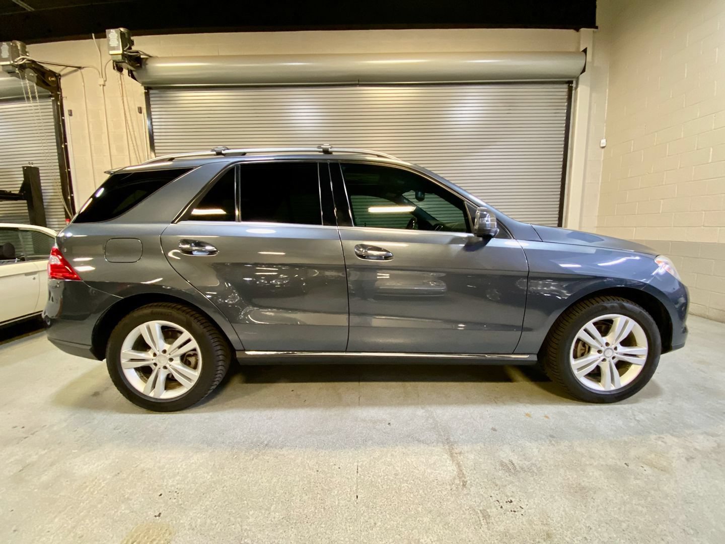 Used 2014 Mercedes-Benz ML 350 BlueTEC 4MATIC image 6