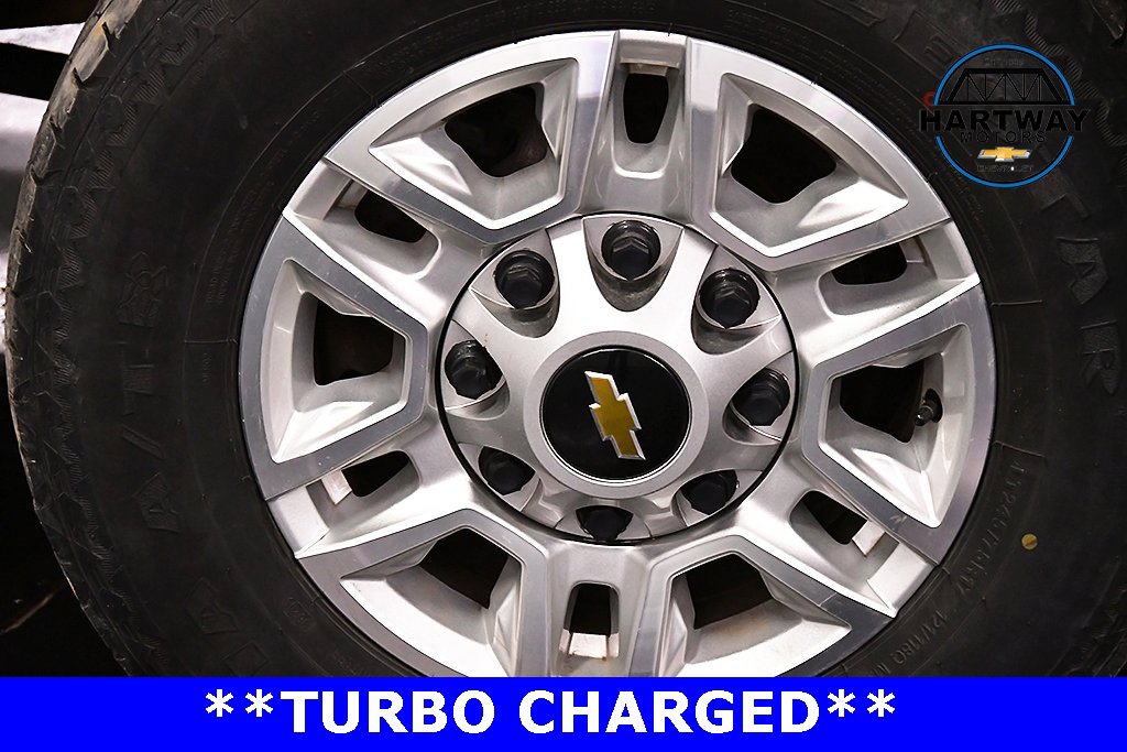 Used 2024 Chevrolet Silverado 2500 LT image 9