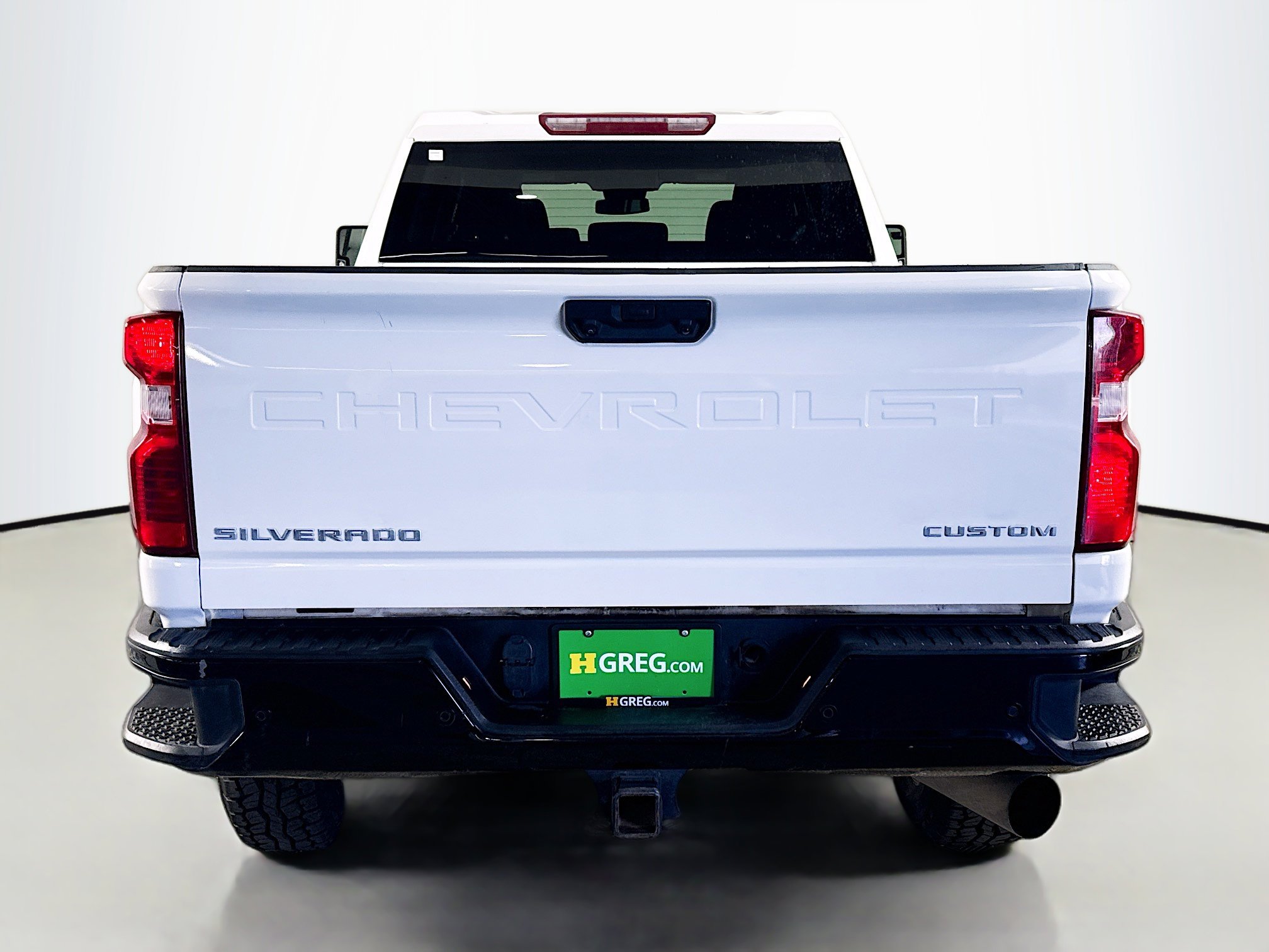 Used 2024 Chevrolet Silverado 2500 Custom w/ Custom Value Package image 8