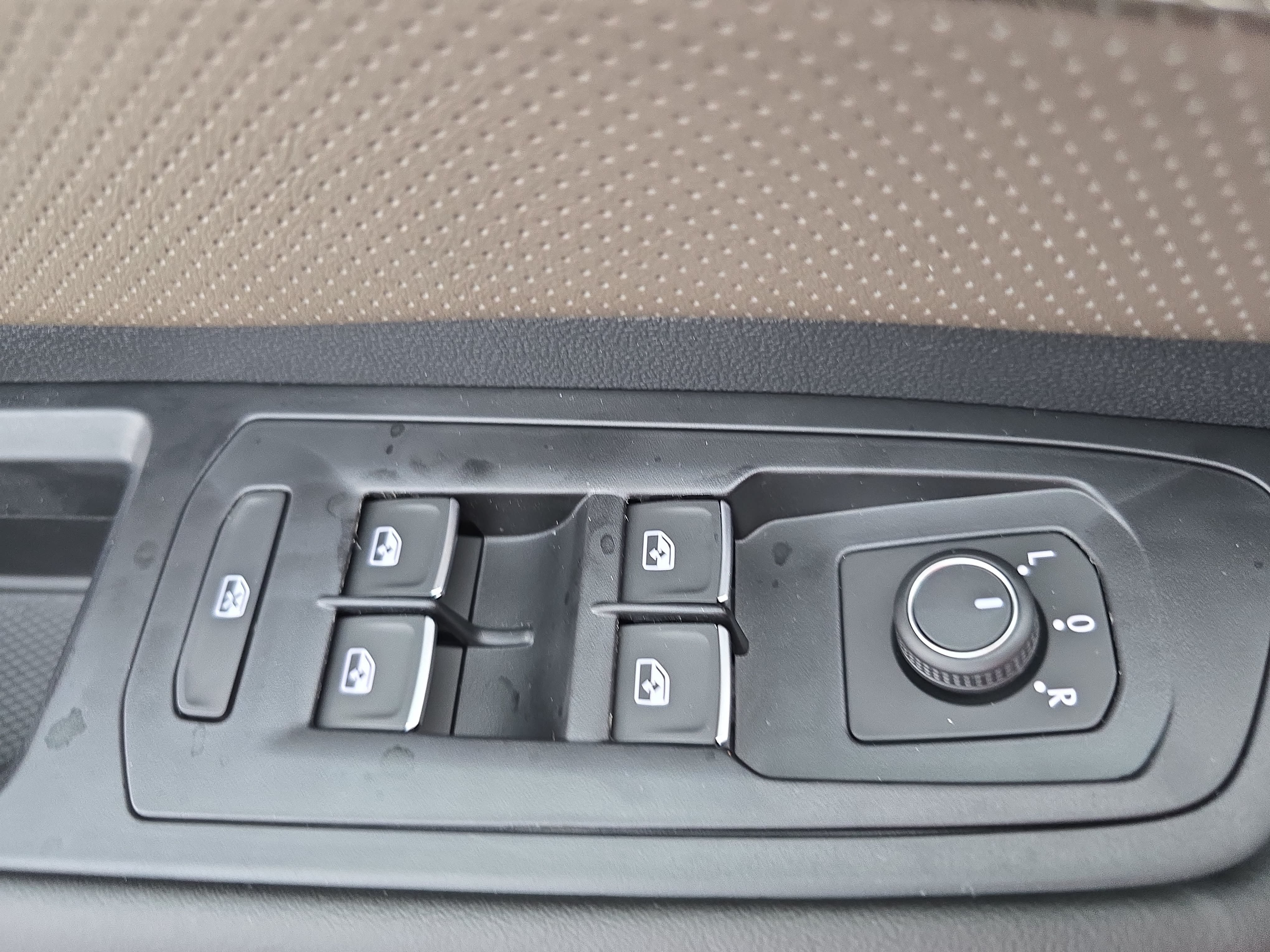 New 2026 Volkswagen Atlas SEL AWD/4WD image 29